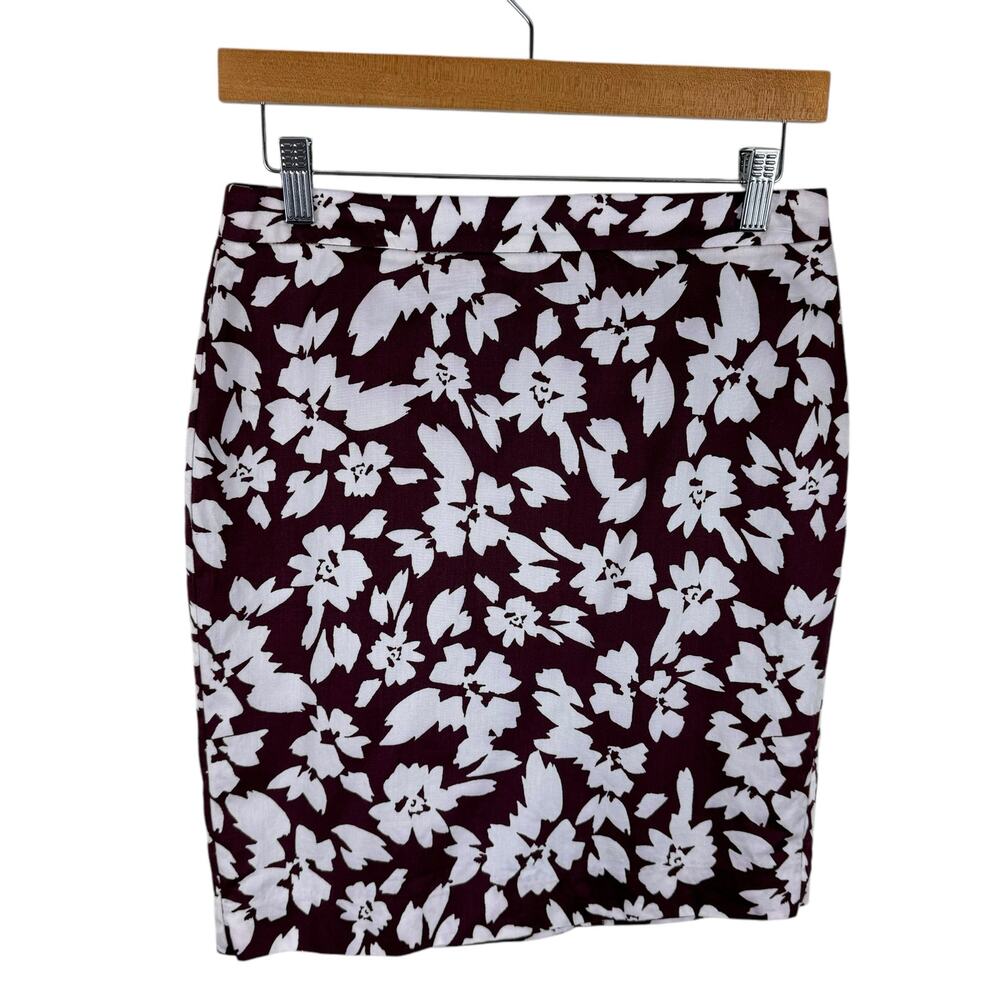 LOFT Burgundy White Floral‎ Cotton Pencil Skirt 2 Petite